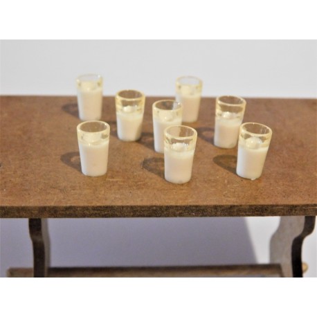 Verre de lait (1cm haut, vendu à l'unité)