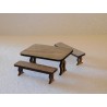 Table avec 2 bancs en bois de tilleul