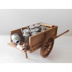 Chariot aux pots de lait et chaton 18,5cm de long